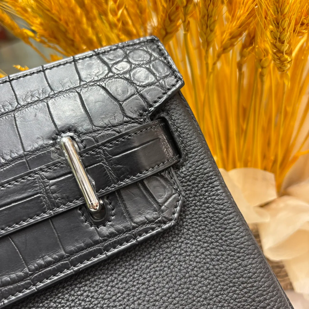 Women's Classic Handbags HERMES 17694255