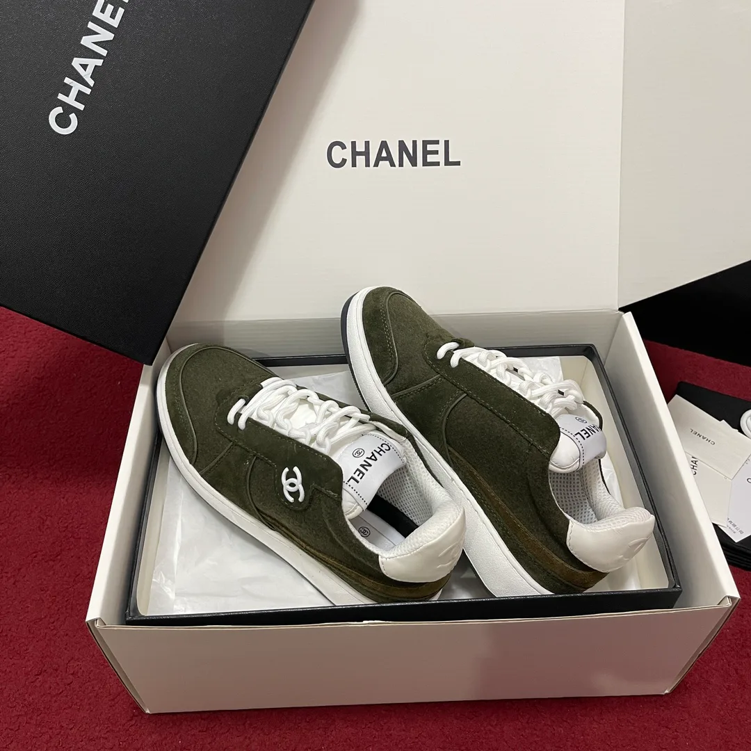 Women's Sneakers CHANEL 18195105