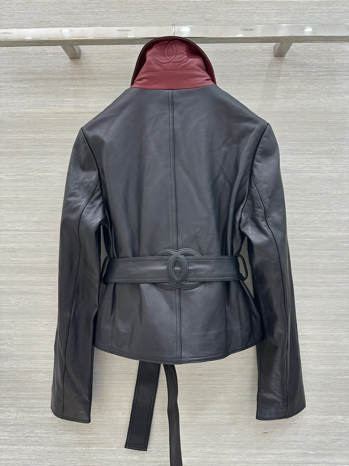 Women's Leather Jackets And Sheepskin Coats CHANEL 17891088