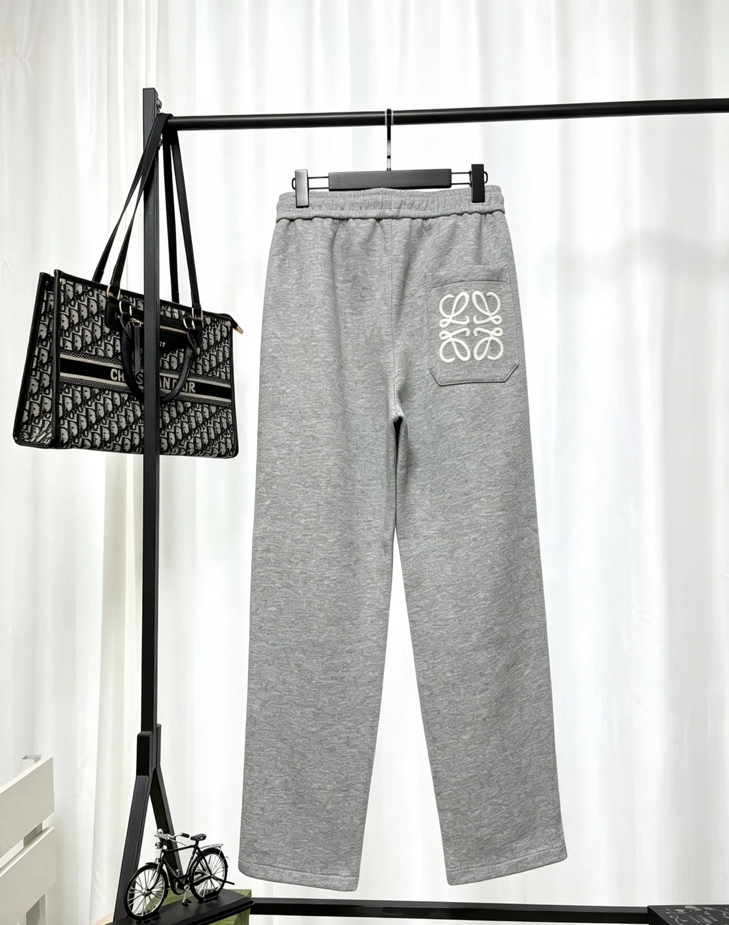 Men's Trousers LOEWE 18179167