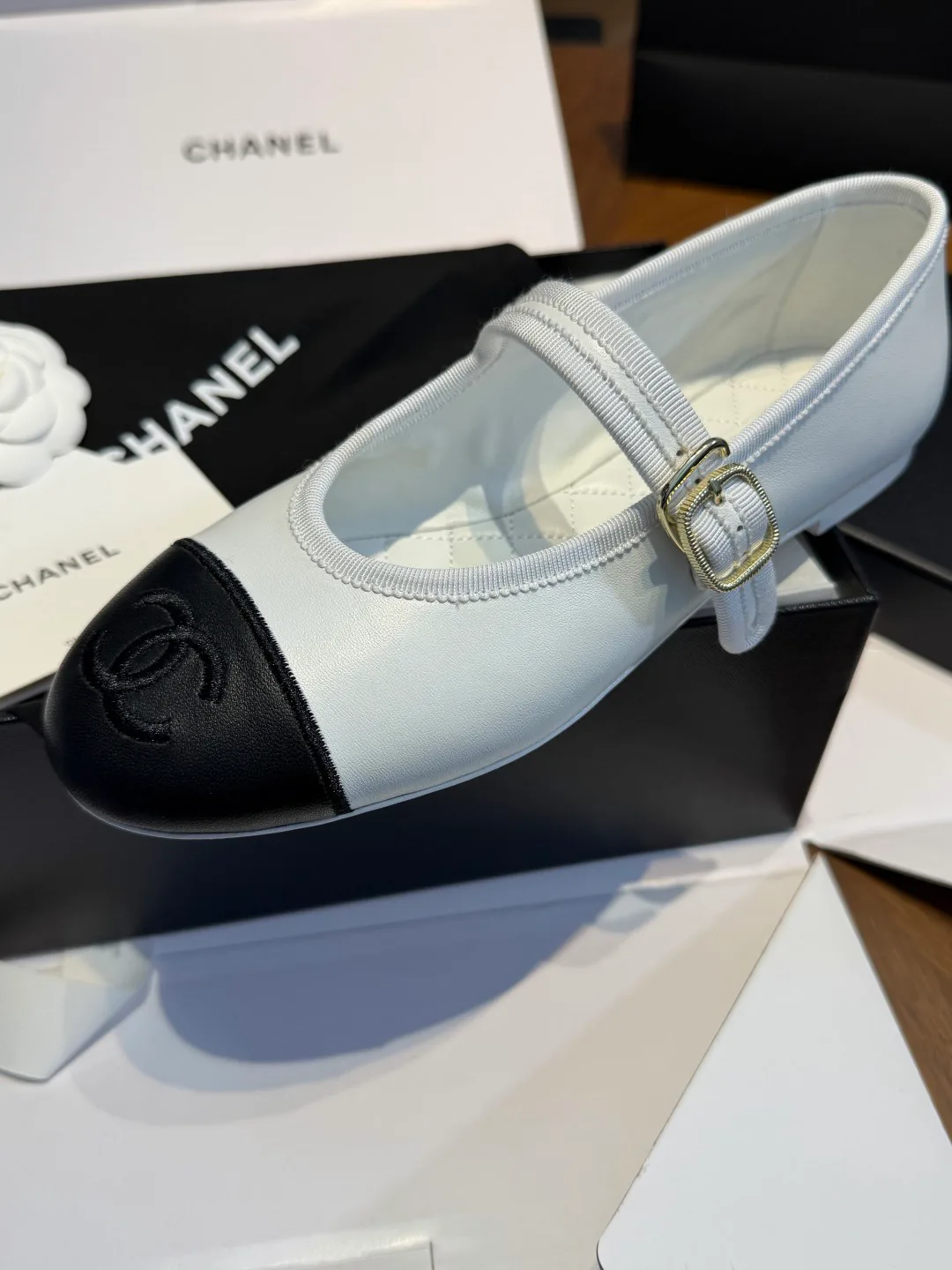 Туфли Женские Chanel 18566183