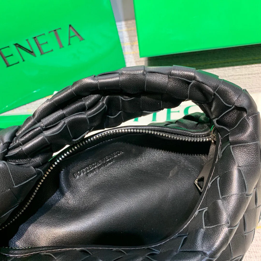 Women's Classic Handbags BOTTEGA VENETA 17489371