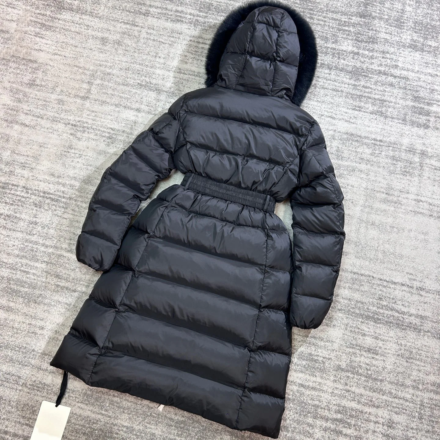 Women's Jackets And Down Jackets MONCLER 17892133