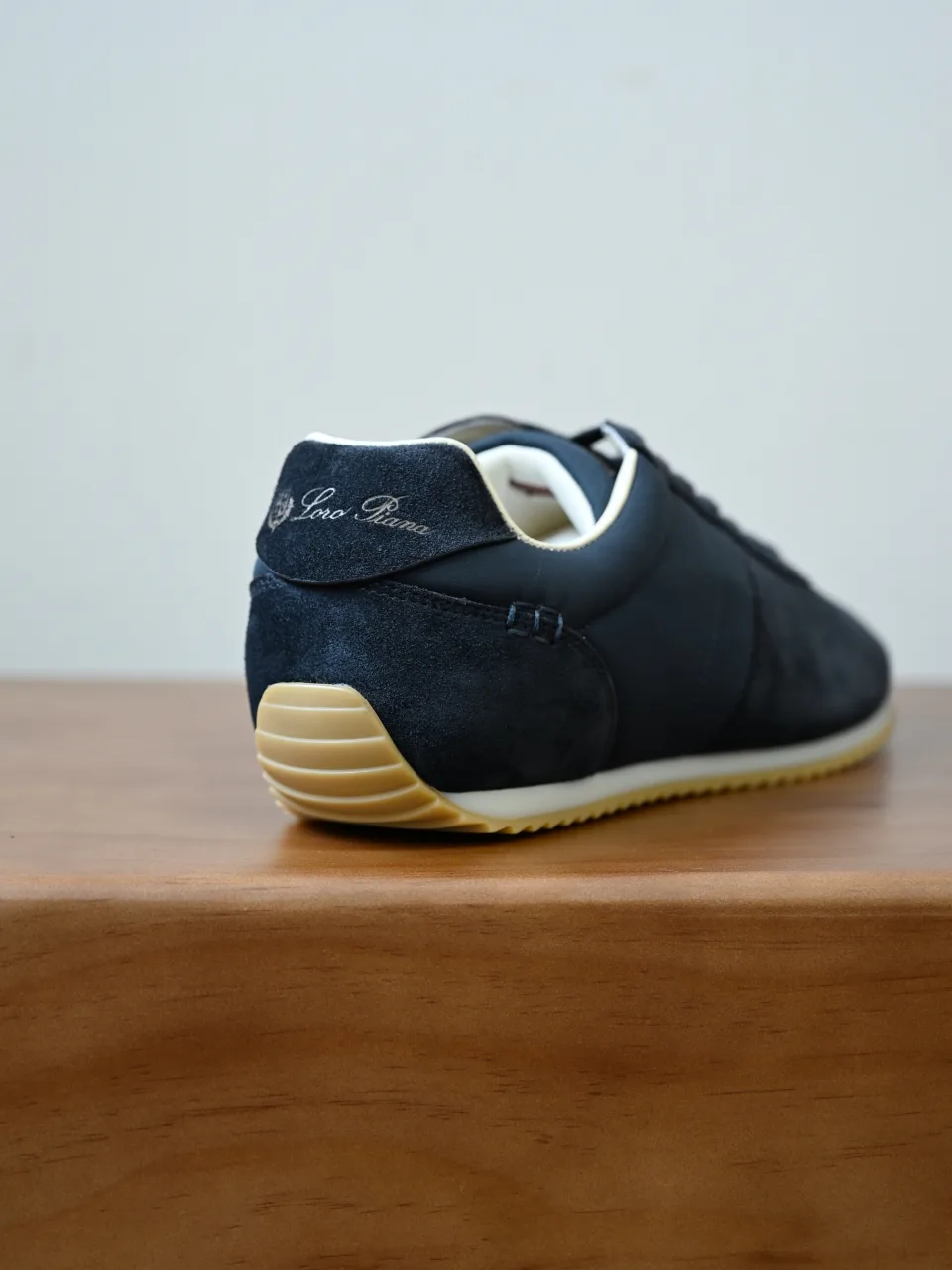 Men's Sneakers LORO PIANA 18382699