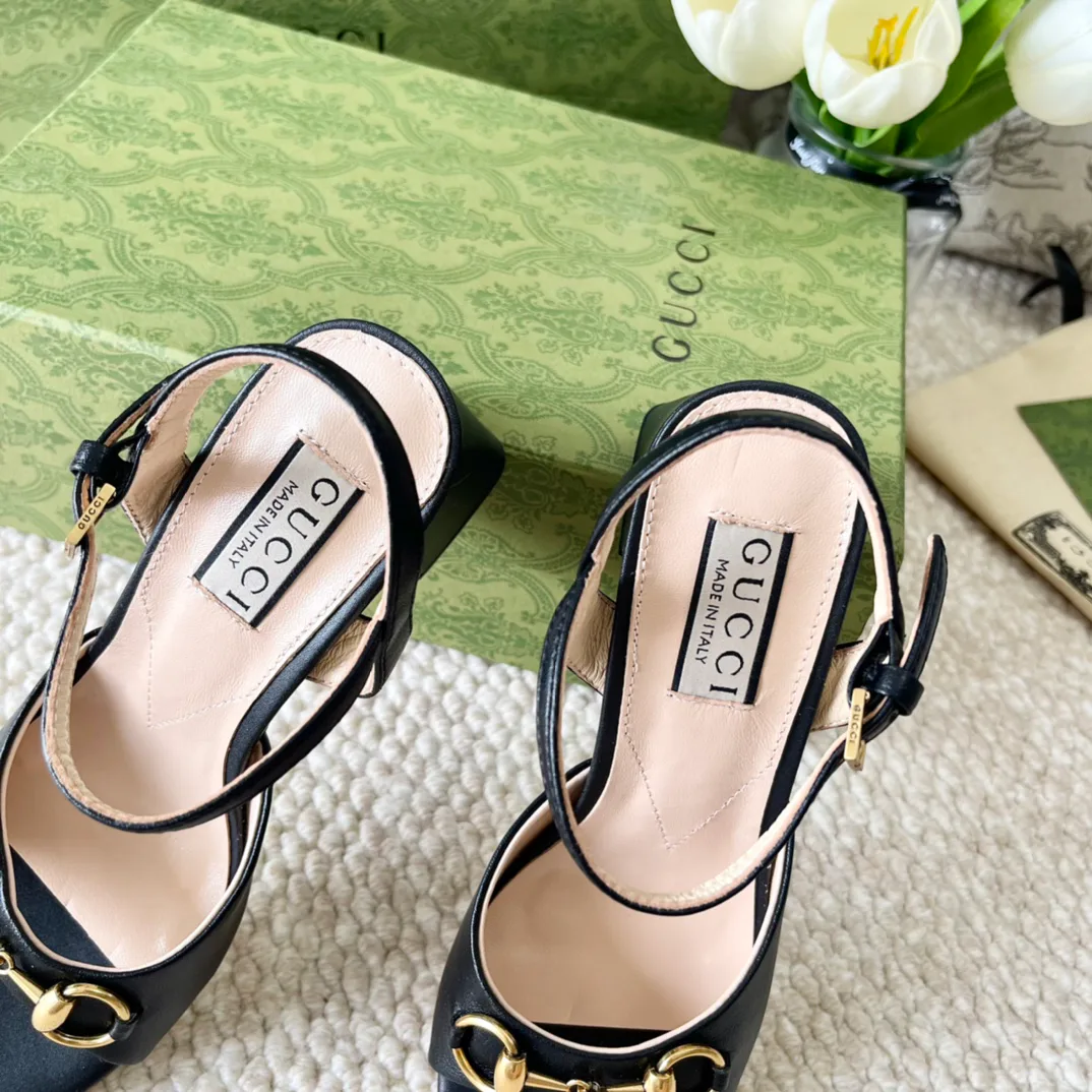 Women's Open-Toe Sandals GUCCI 17614715