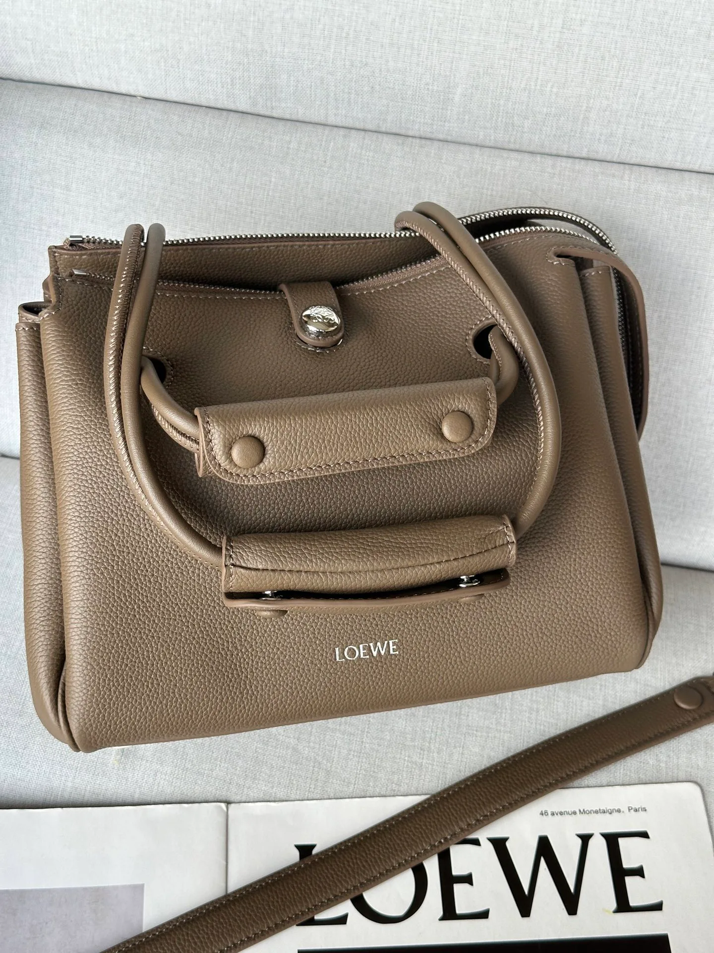 Women's Classic Handbags LOEWE 17551243