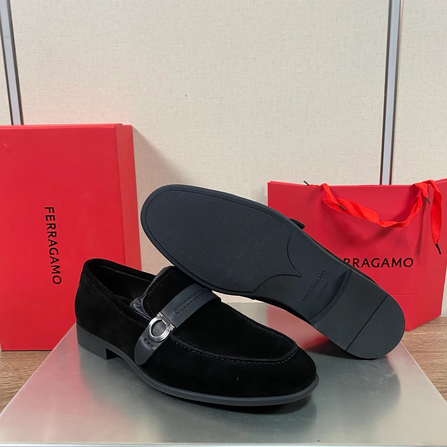 Men's Loafers And Dress Shoes SALVATORE FERRAGAMO 18078631