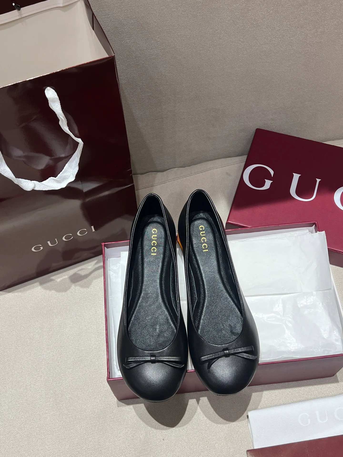 Women's Ballet Flats GUCCI 18020252