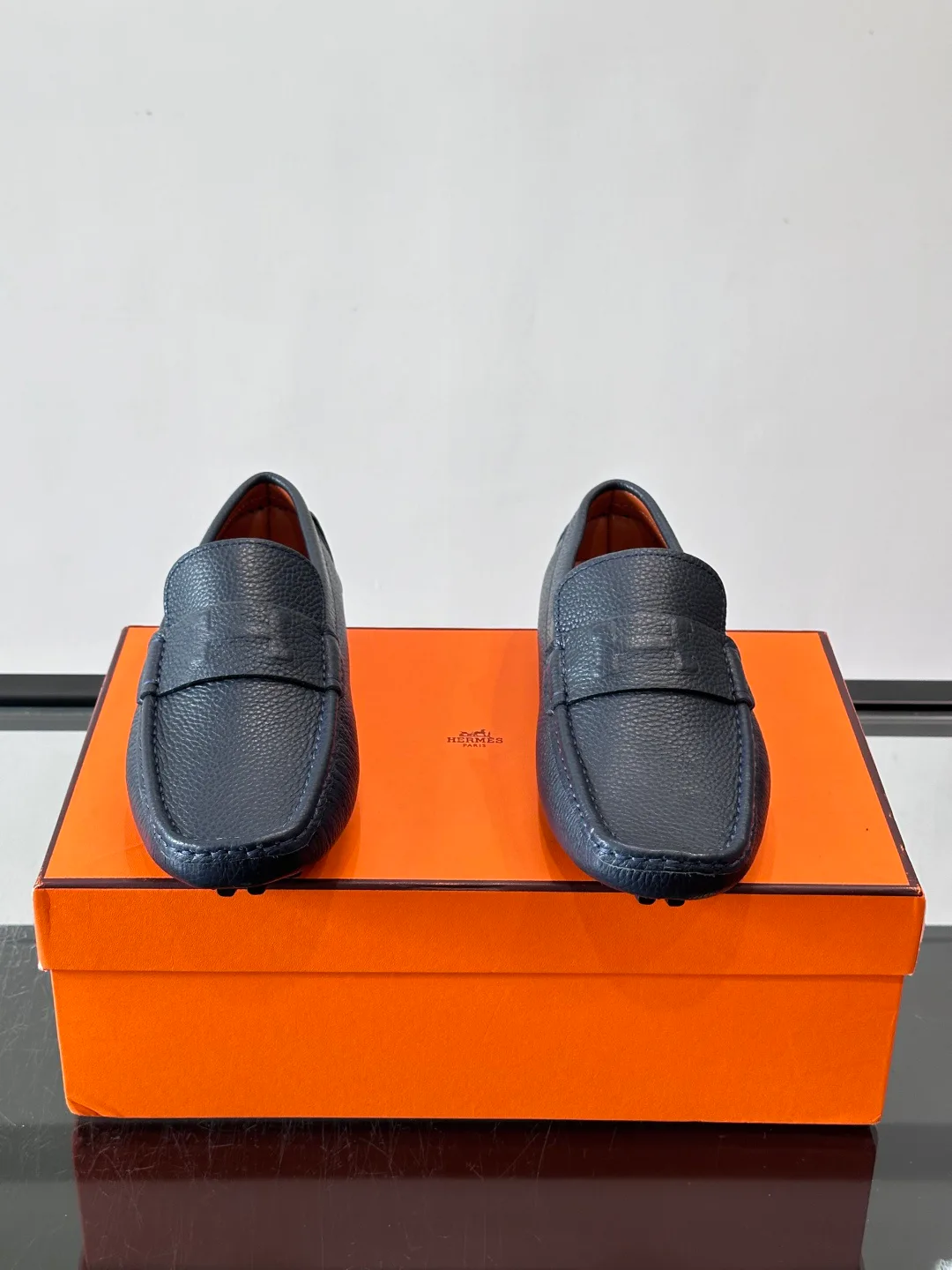 Men's Loafers And Dress Shoes HERMES 18102668