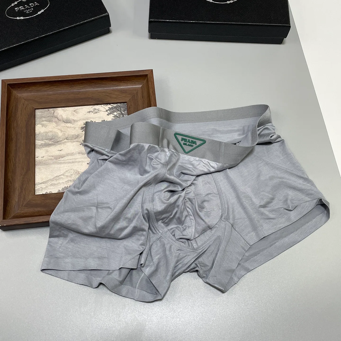 Men's Shorts PRADA 18097540