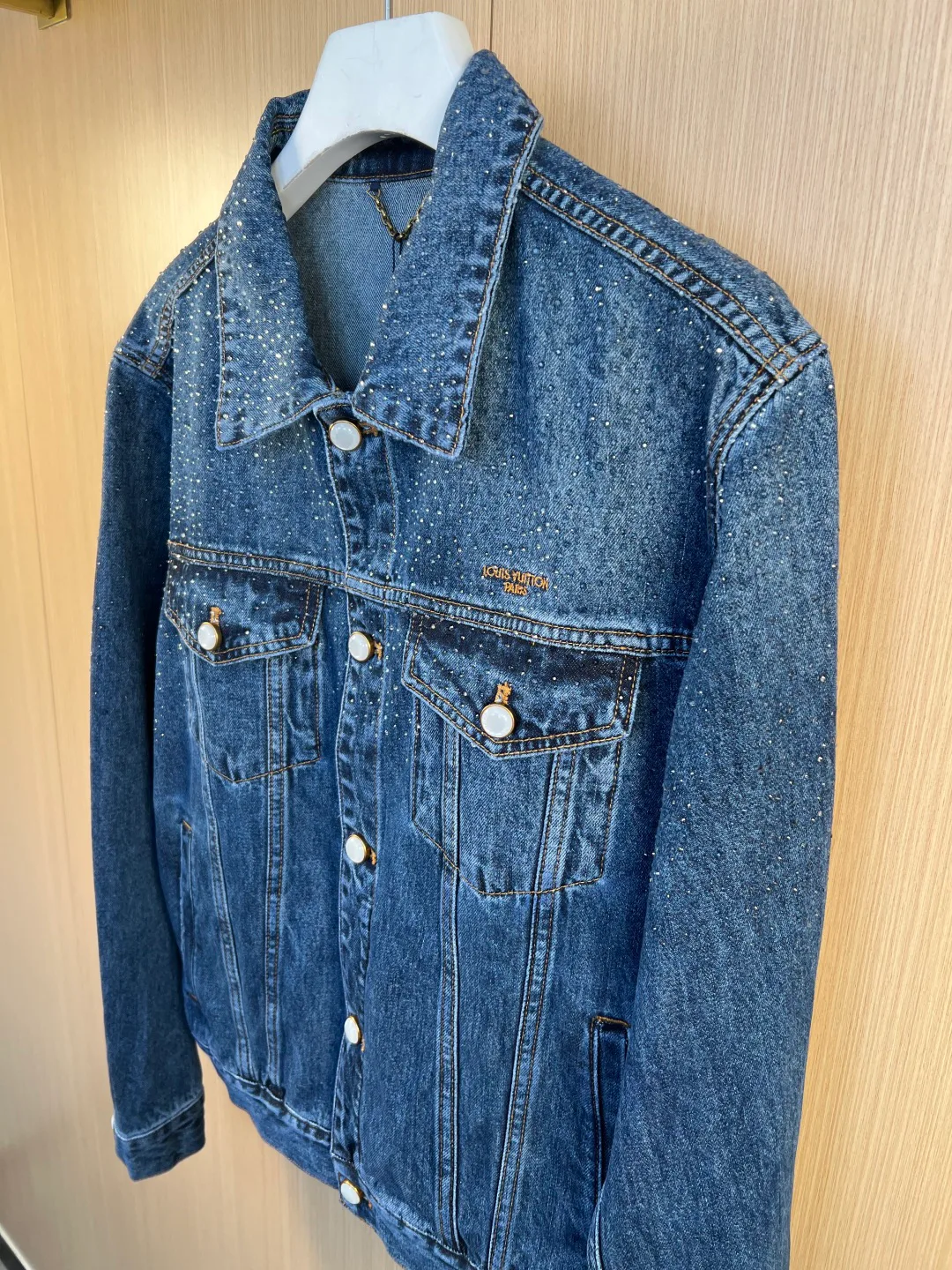 Men's Jackets And Down Jackets LOUIS VUITTON 18179321