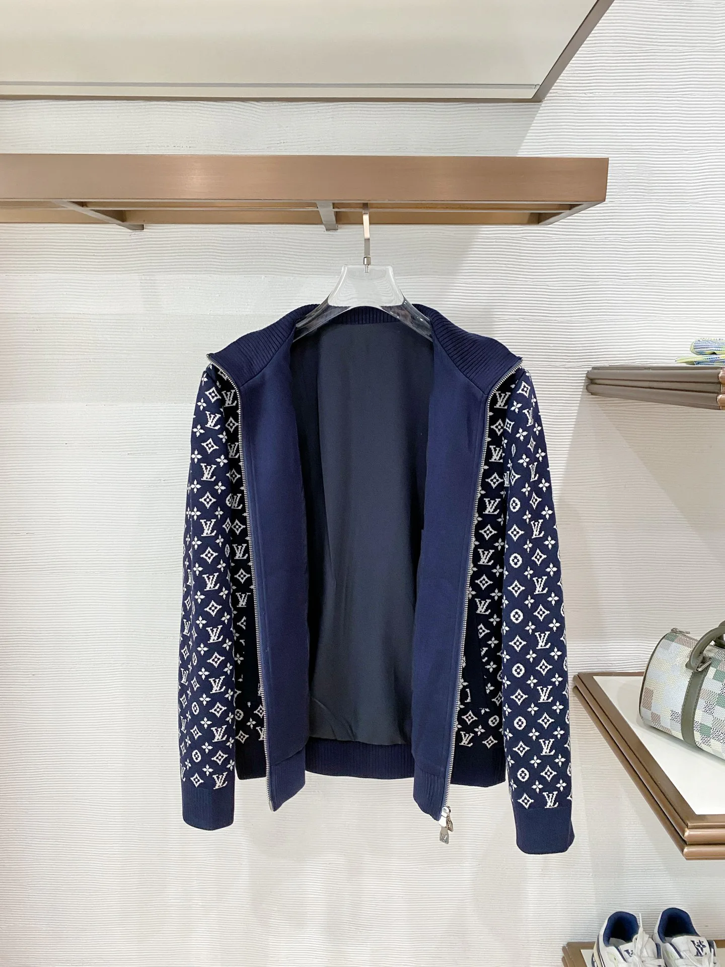 Men's Jackets And Down Jackets LOUIS VUITTON 17993218