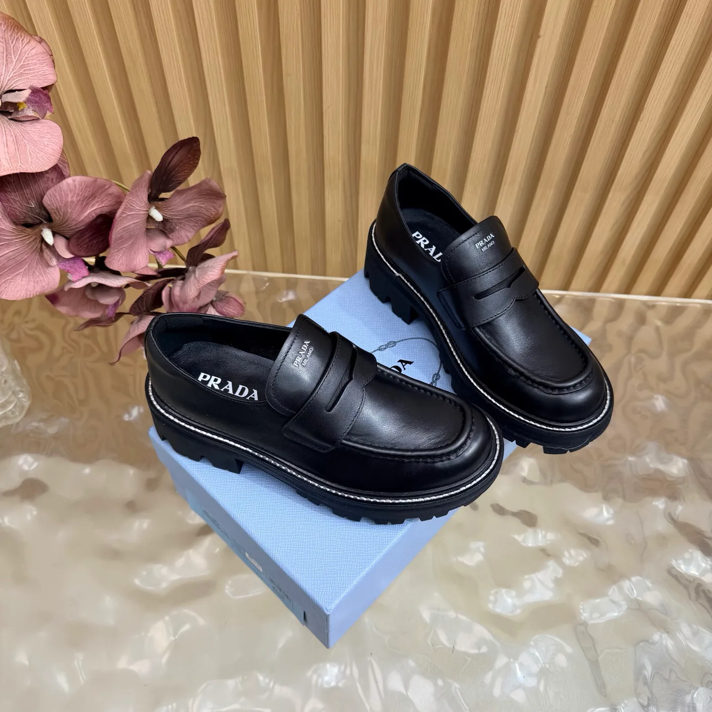 Women's Loafers And Moccasins PRADA 18235121