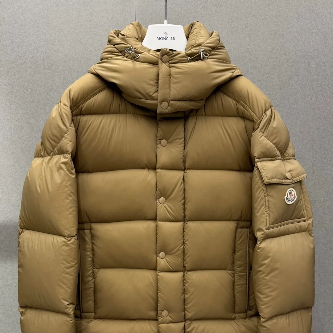 Men's Jackets And Down Jackets MONCLER 17391857