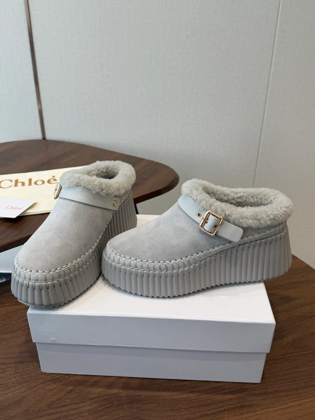Women's Ugg Boots CHLOE 18511634