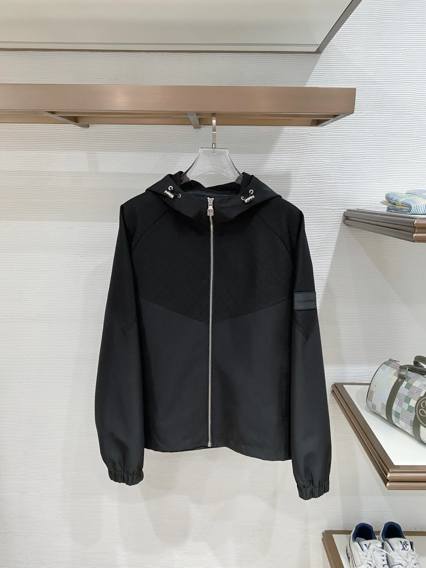 Men's Jackets And Down Jackets LOUIS VUITTON 18140220