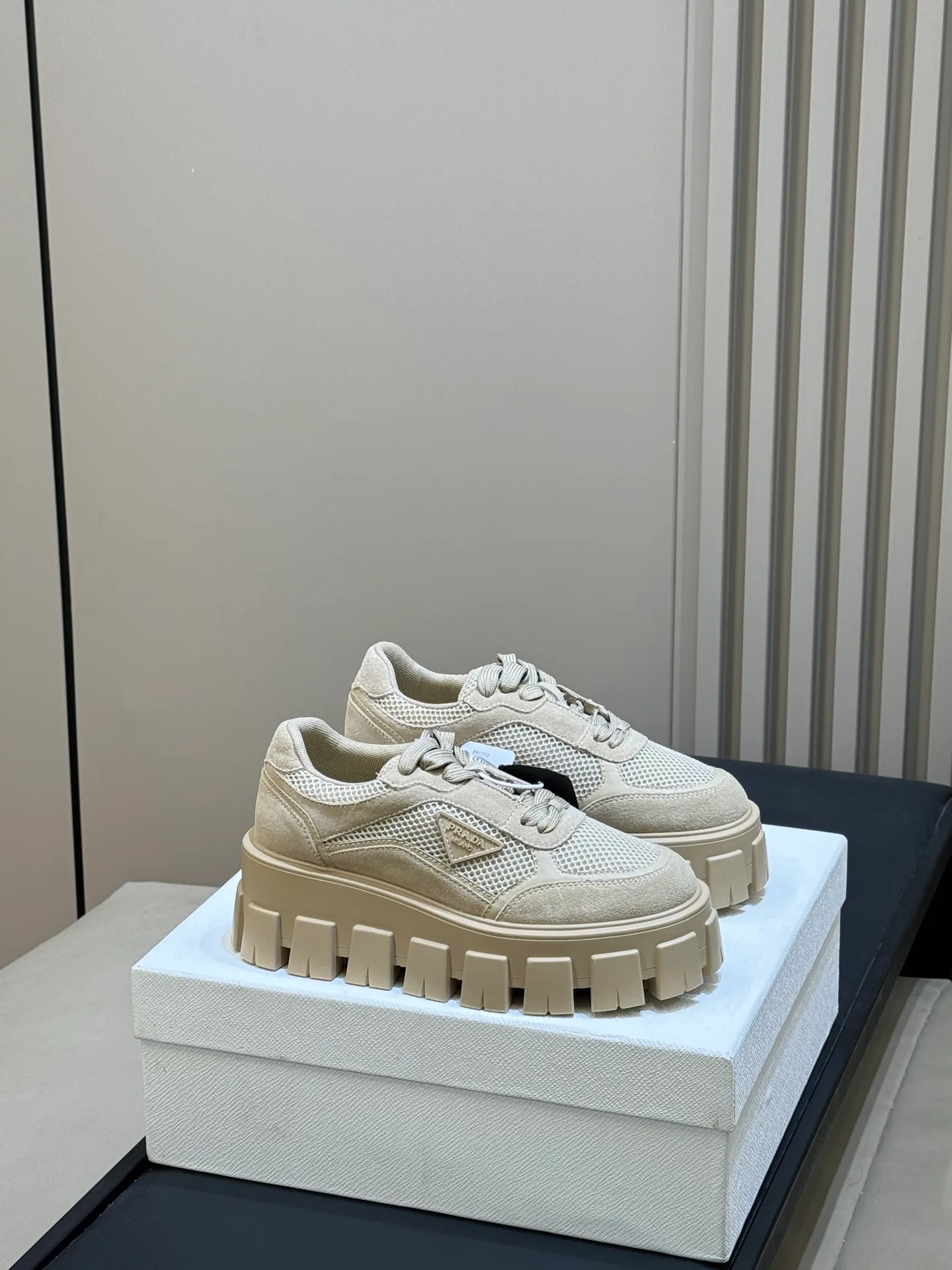 Women's Sneakers PRADA 18072933