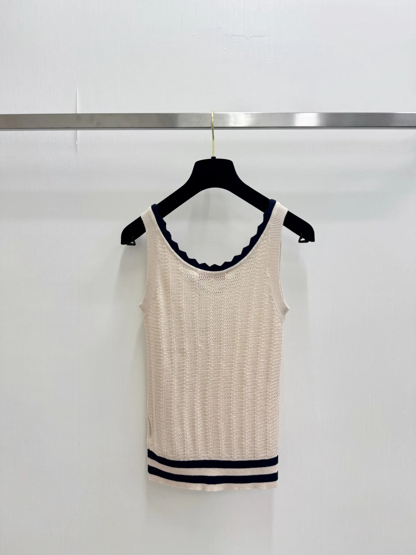 Women's Vests VALENTINO 17285194