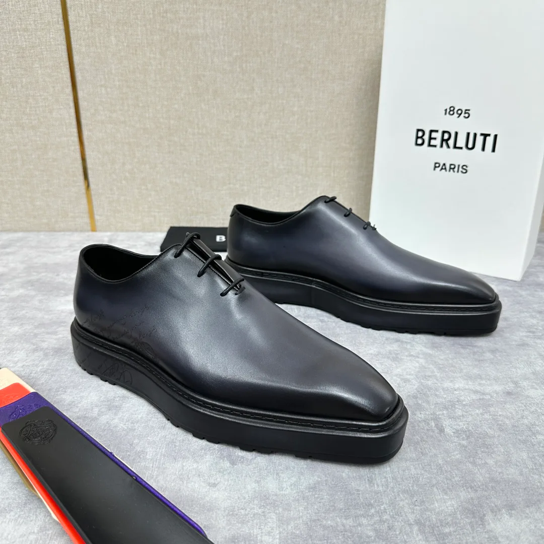 Men's Loafers And Dress Shoes BERLUTI 18117478