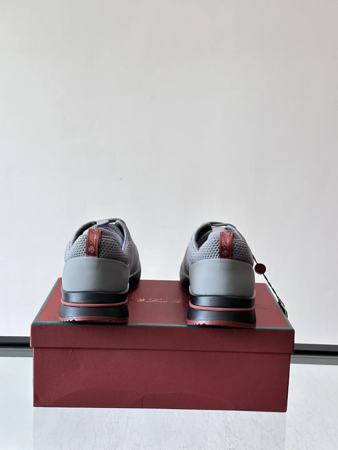 Men's Sneakers LORO PIANA 18265124