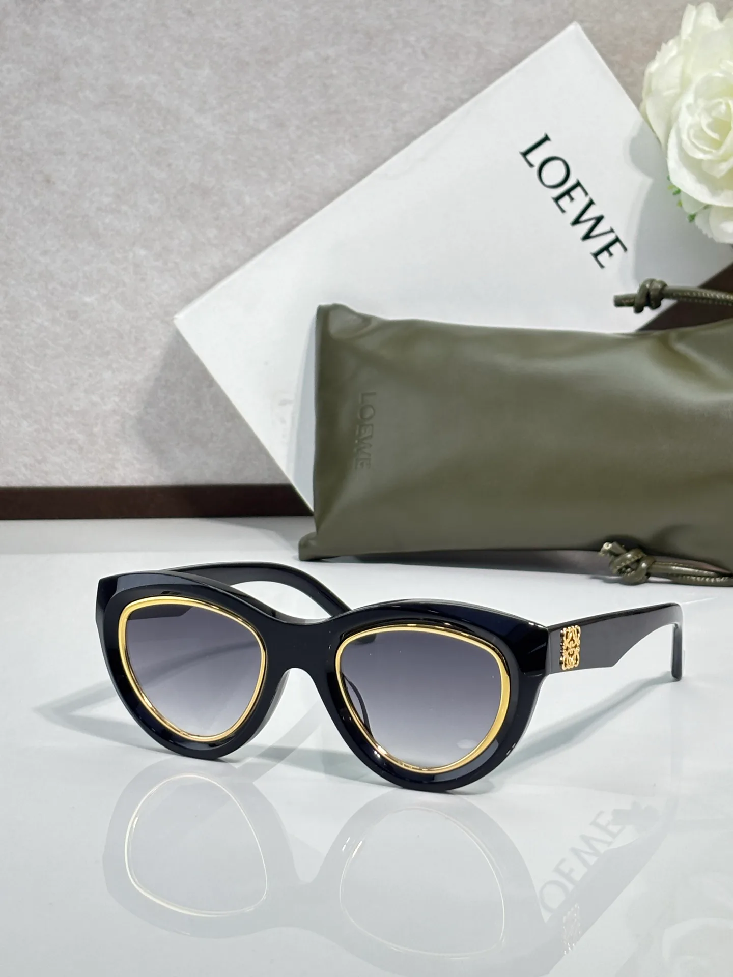 Glasses LOEWE 18059669