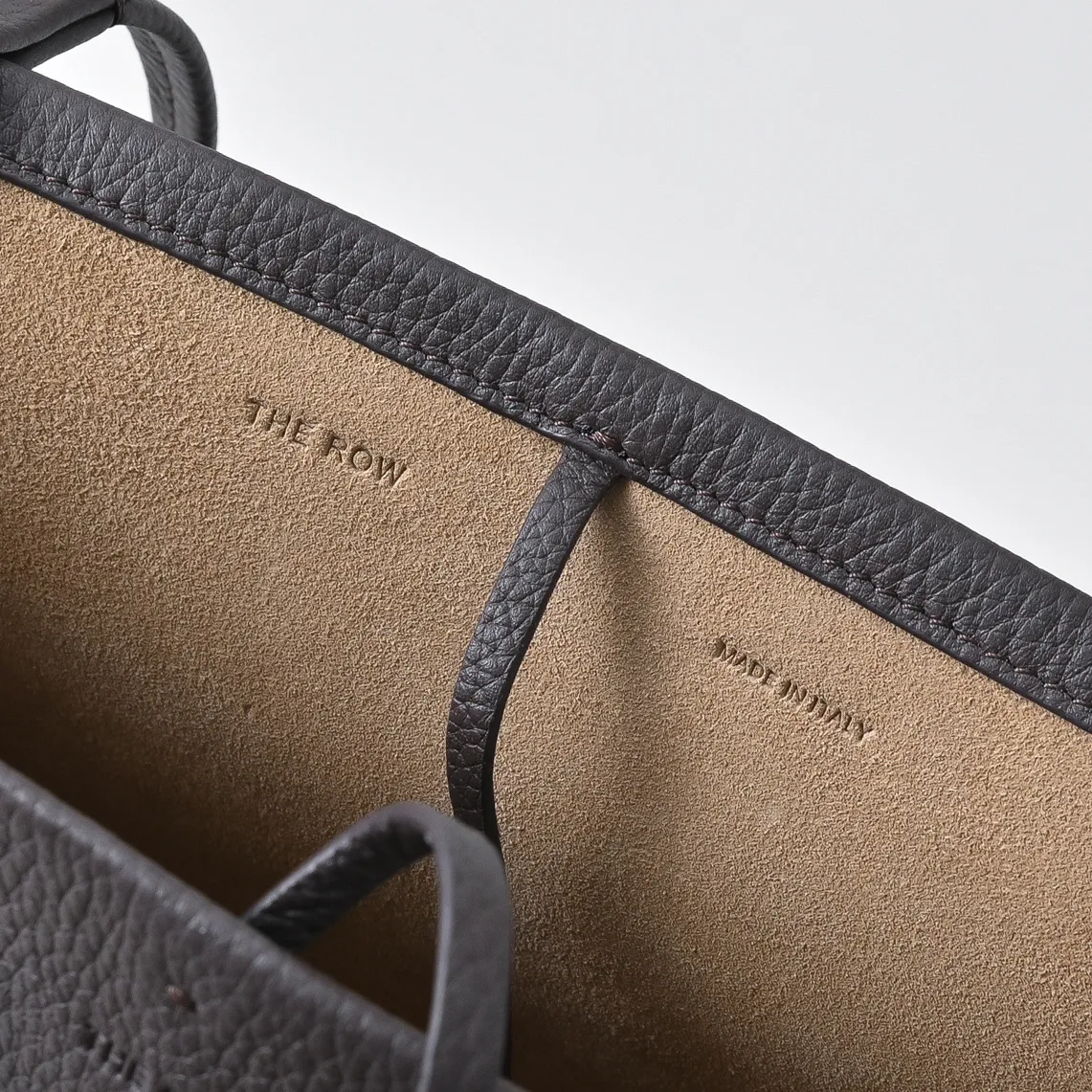 Women's Classic Handbags THE ROW 17449008