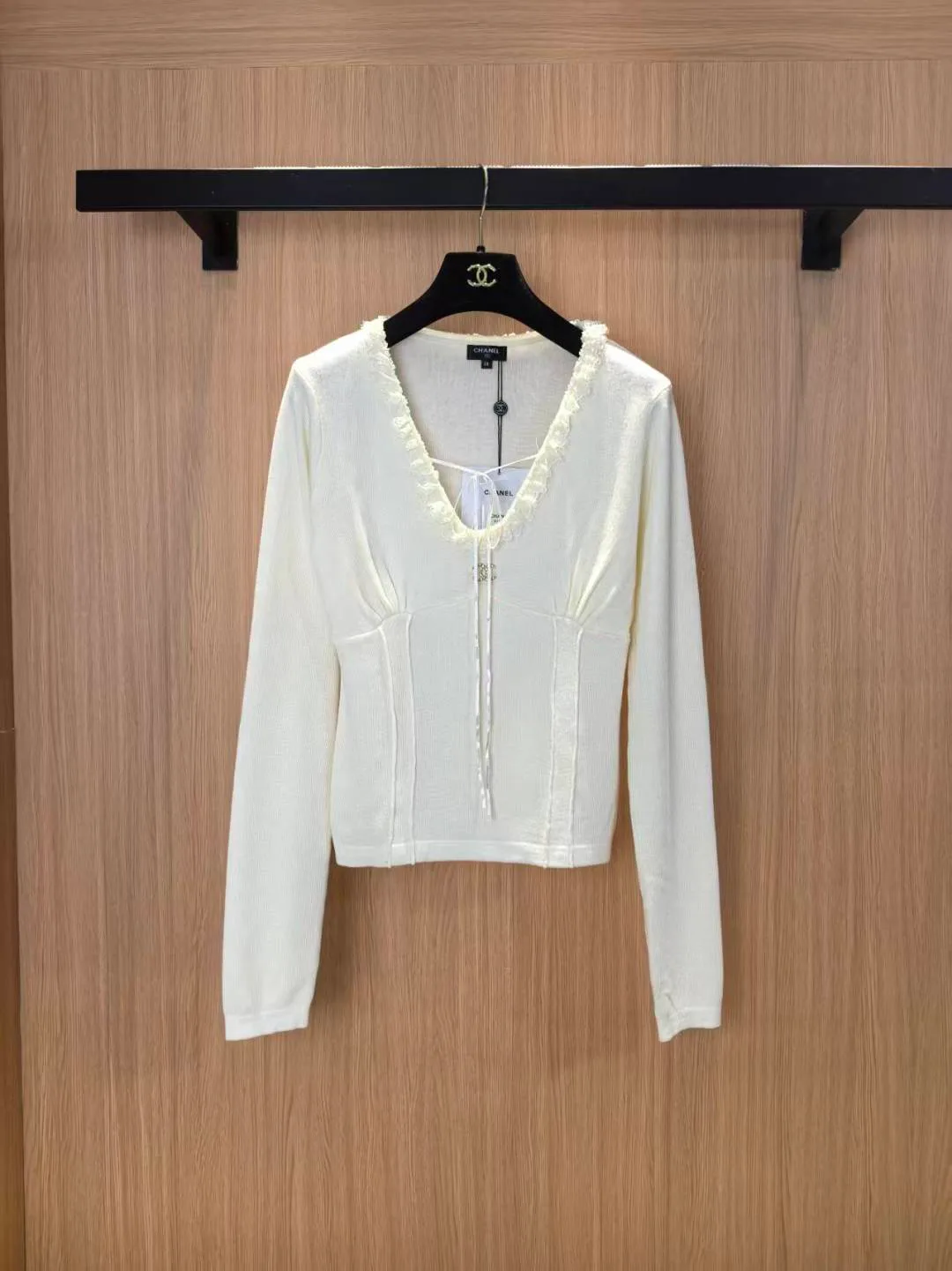 Women's Jumpers And Sweaters CHANEL 18138236