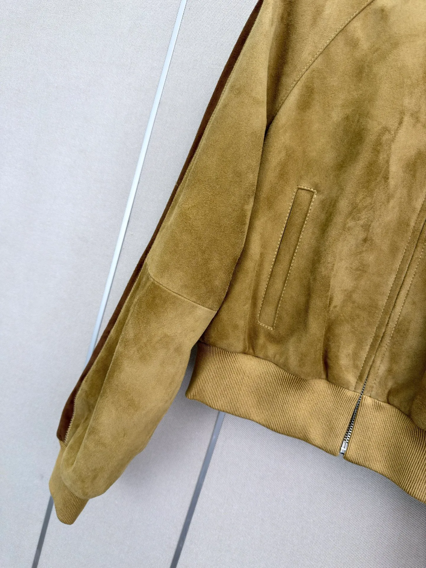 Women's Leather Jackets And Sheepskin Coats MIU MIU 17288284