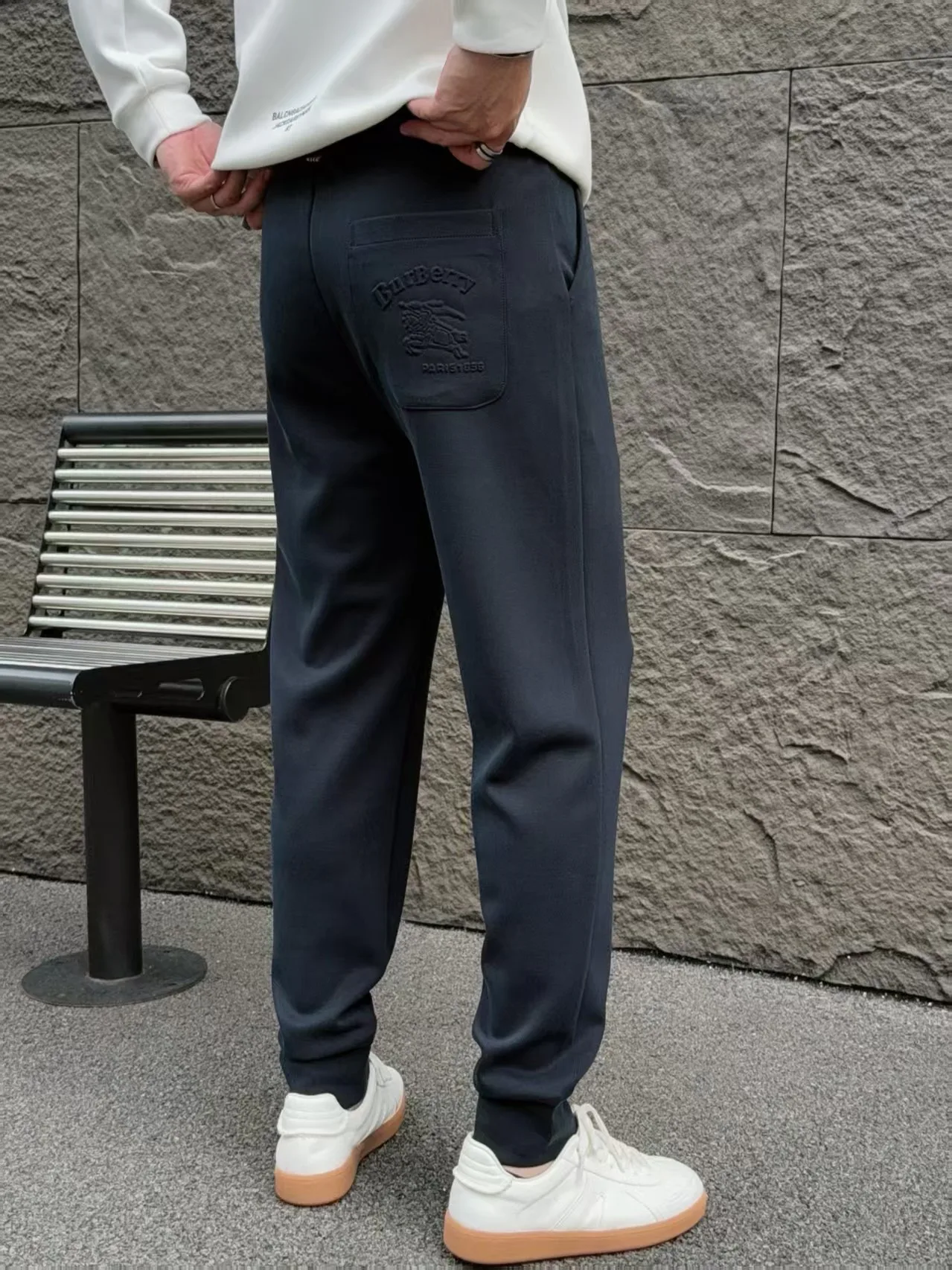 Women's Trousers BURBERRY 18178469