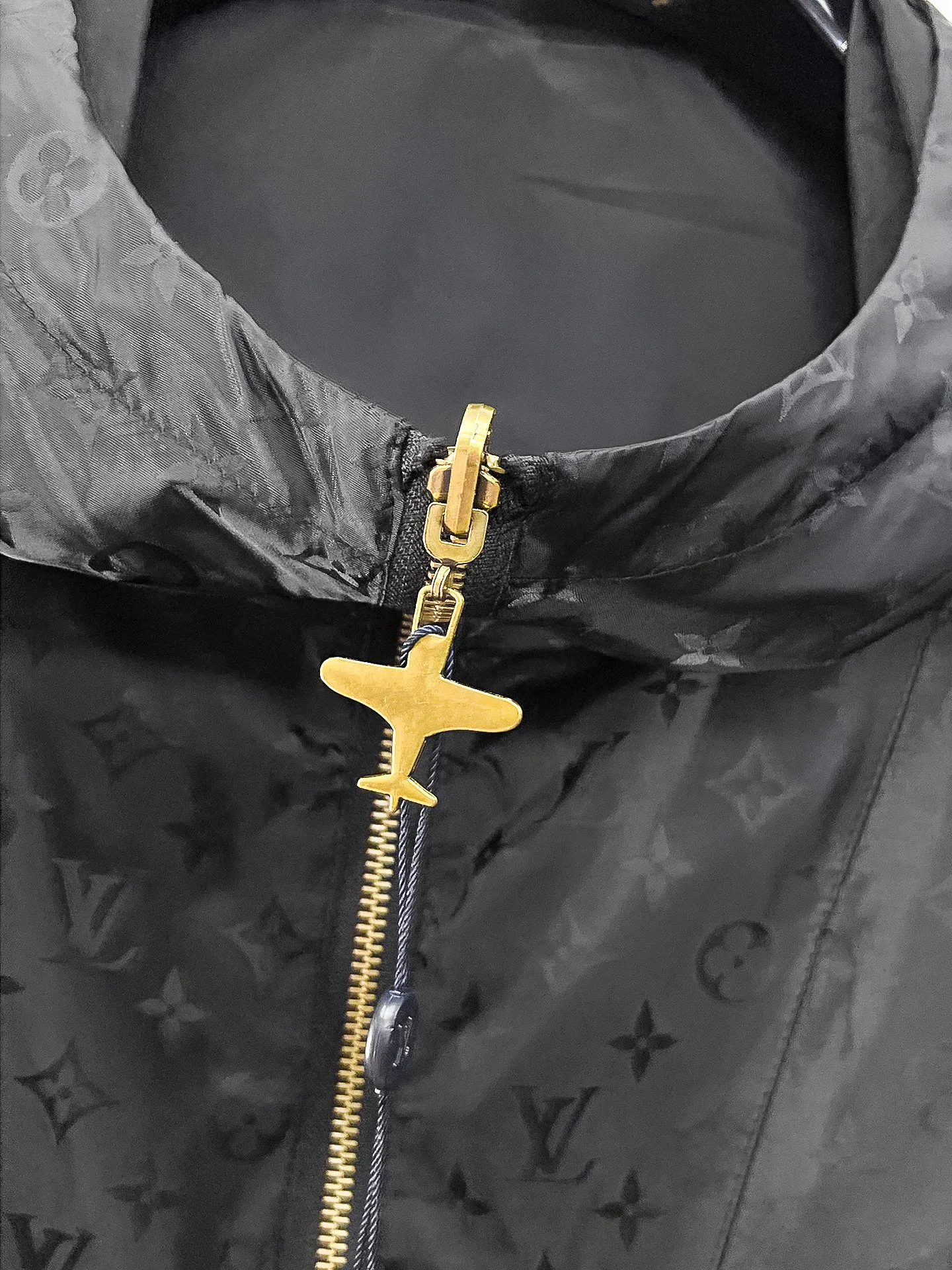 Men's Jackets And Down Jackets LOUIS VUITTON 17966711