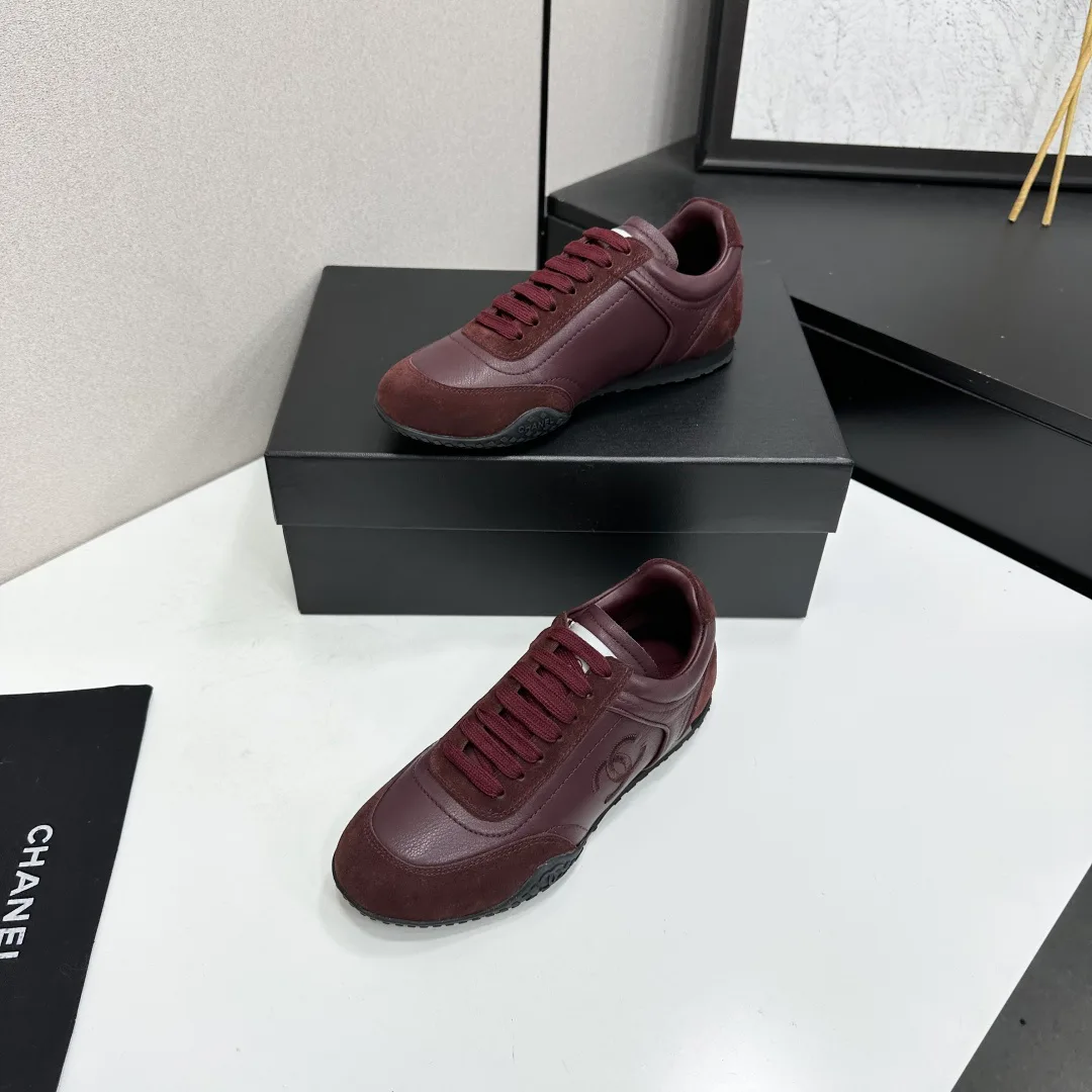 Women's Sneakers CHANEL 18083876