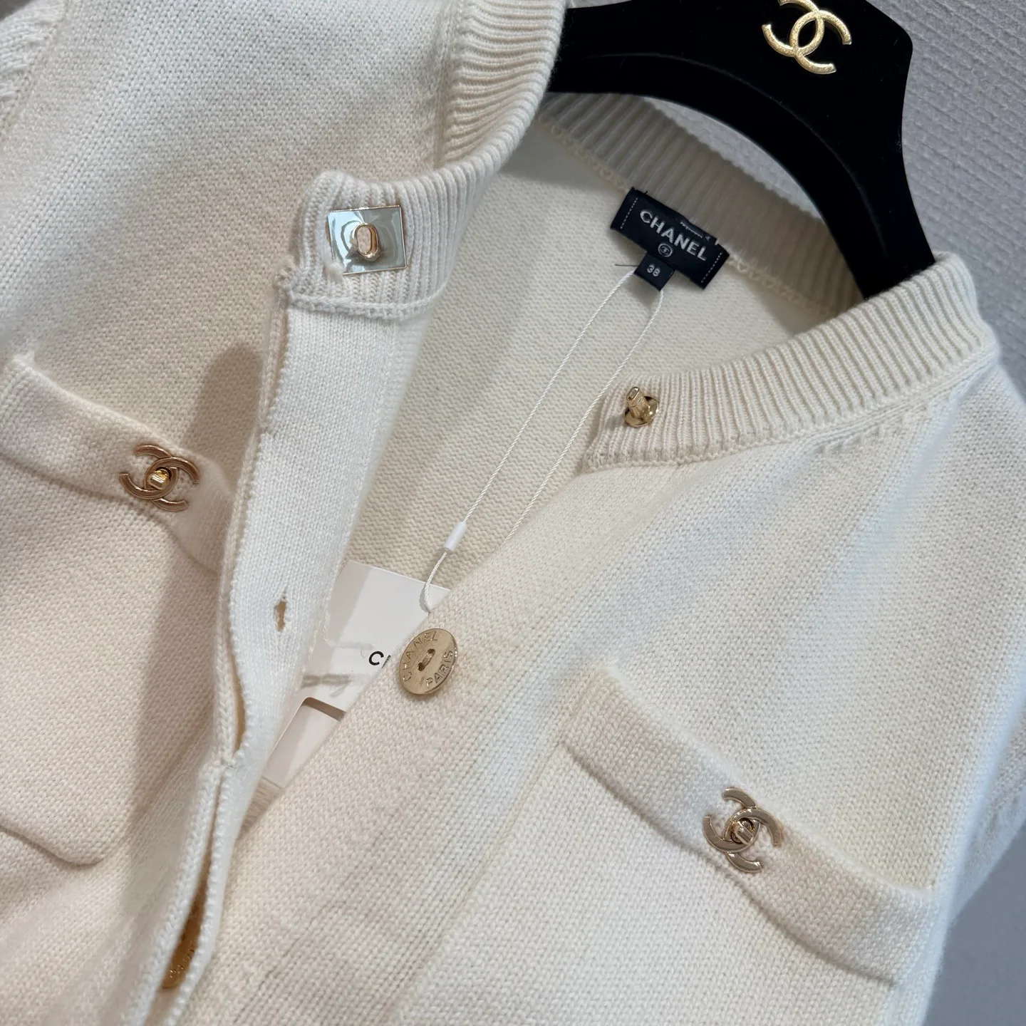 Women's Jumpers And Sweaters CHANEL 18138591