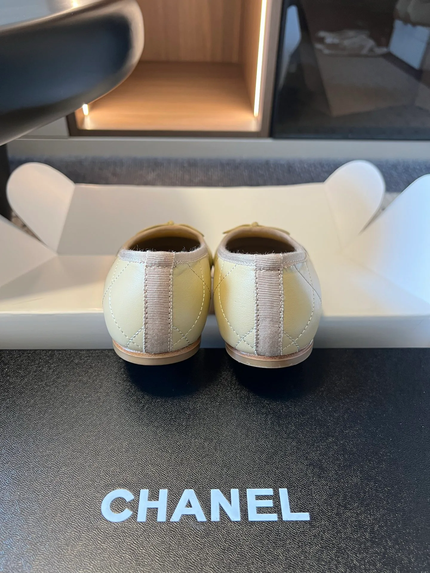 Women's Ballet Flats CHANEL 17464158