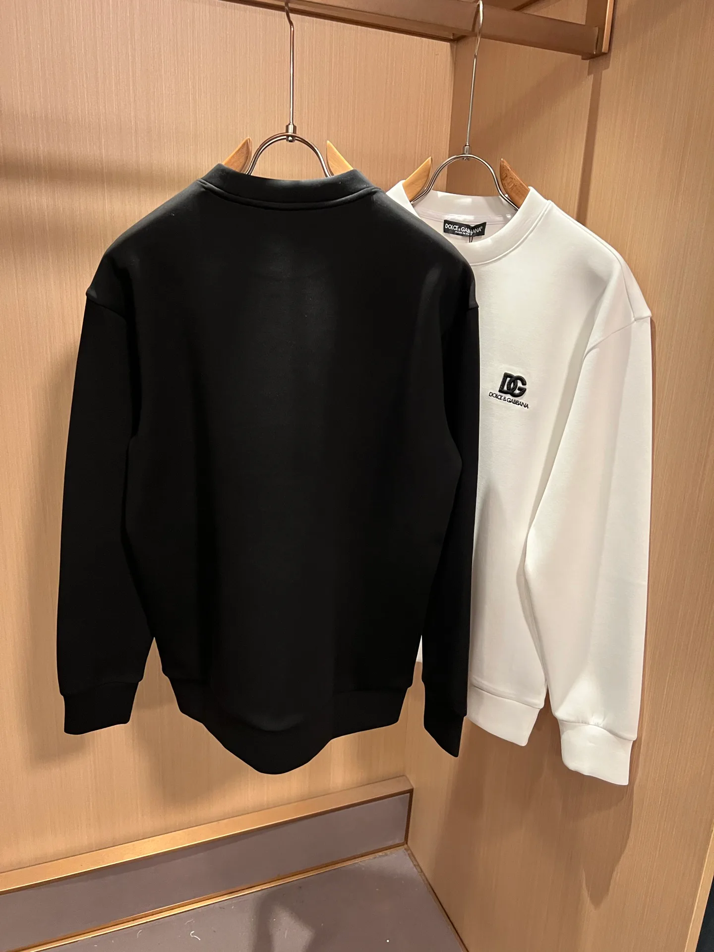 Men's Sweatshirts And Hoodies DOLCE & GABBANA 18519631