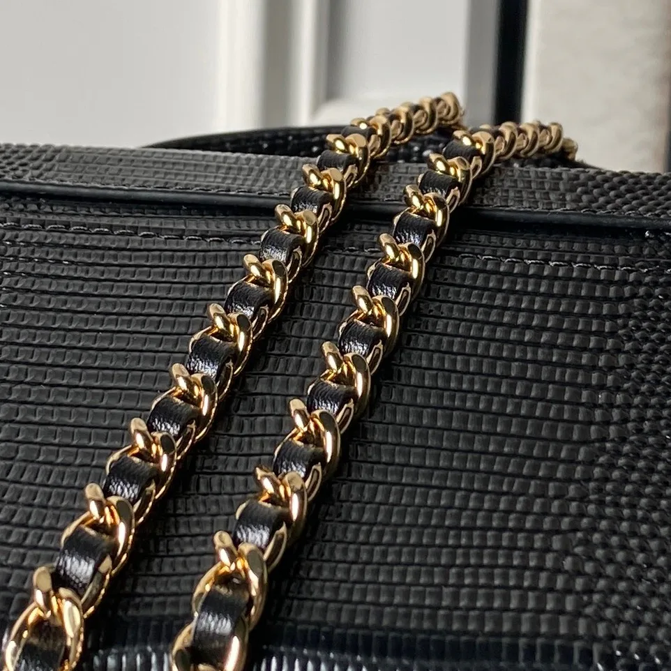 Women's Classic Handbags CHANEL 18058257