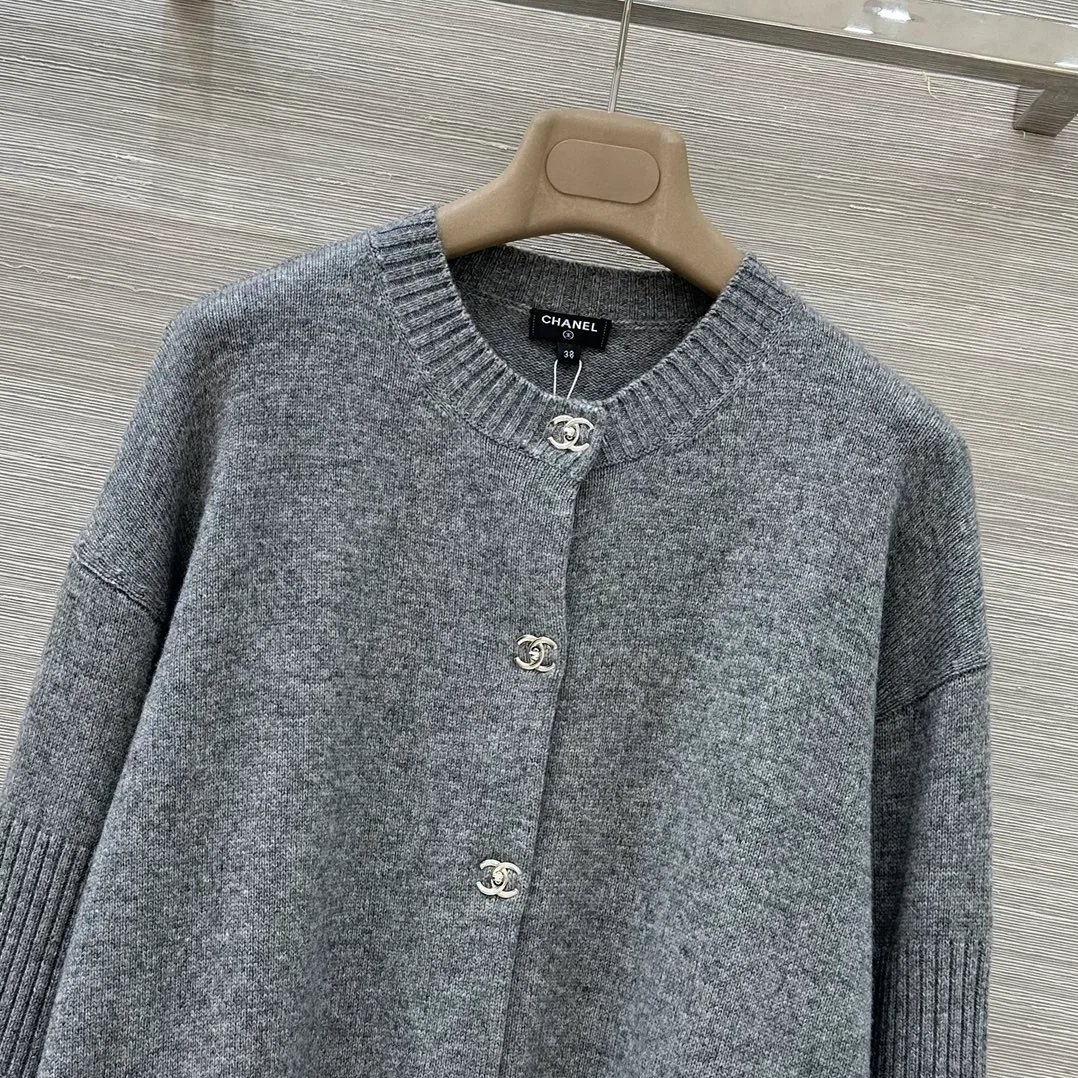 Women's Jumpers And Sweaters CHANEL 18027193