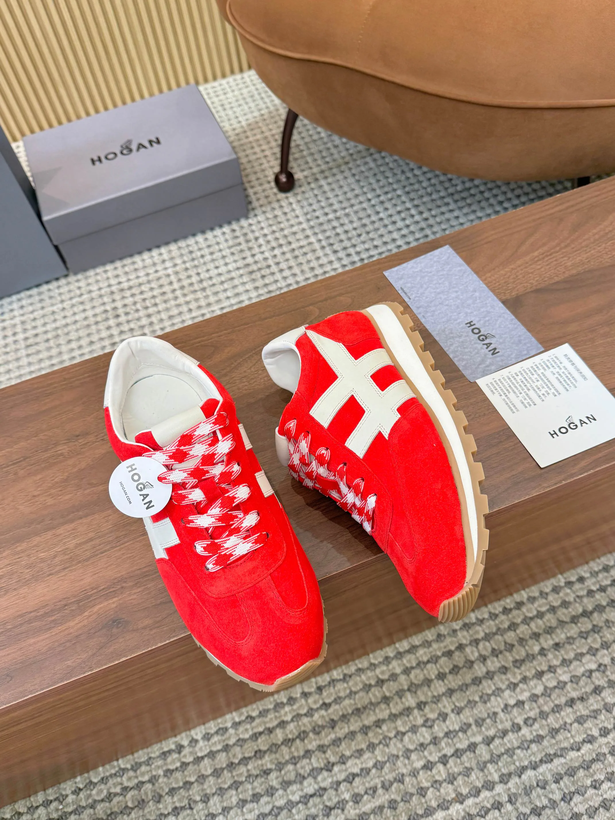 Women's Sneakers HOGAN 17827638