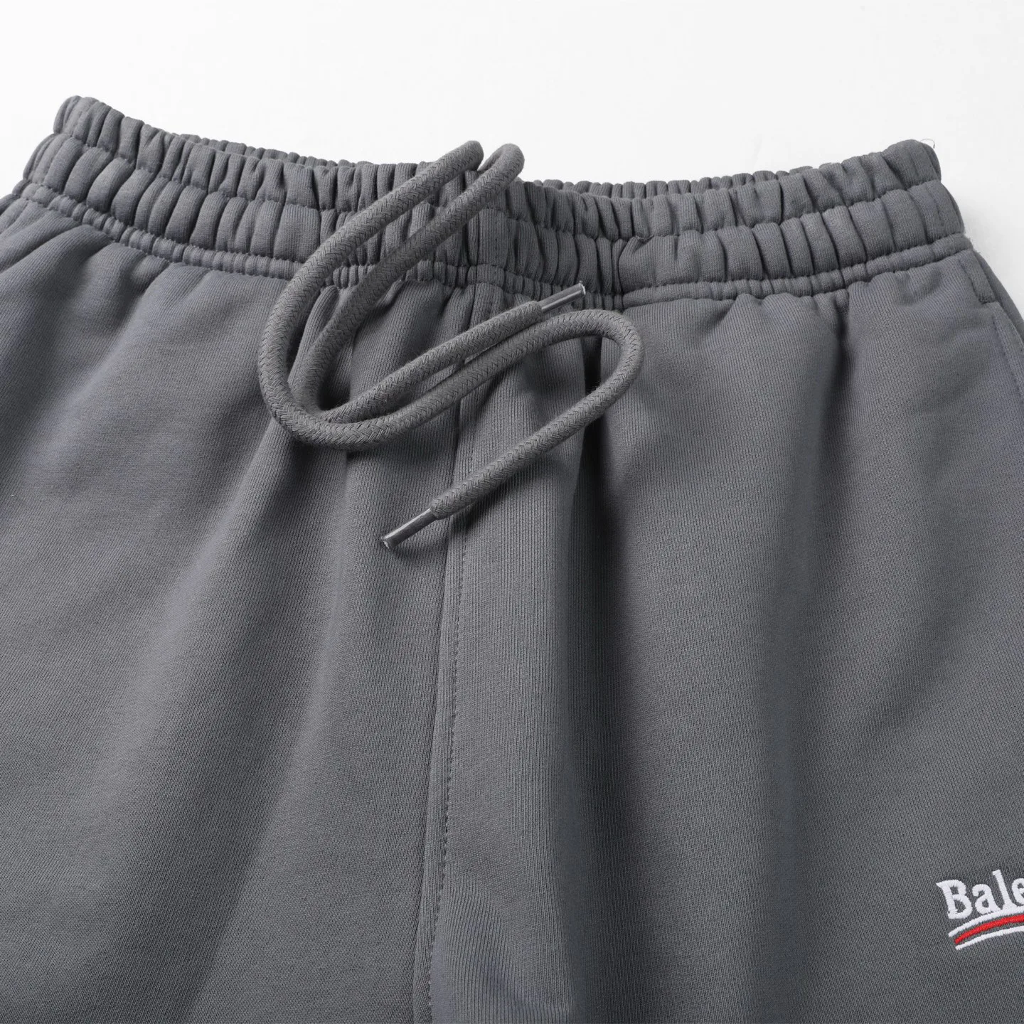 Women's Shorts BALENCIAGA 18190743