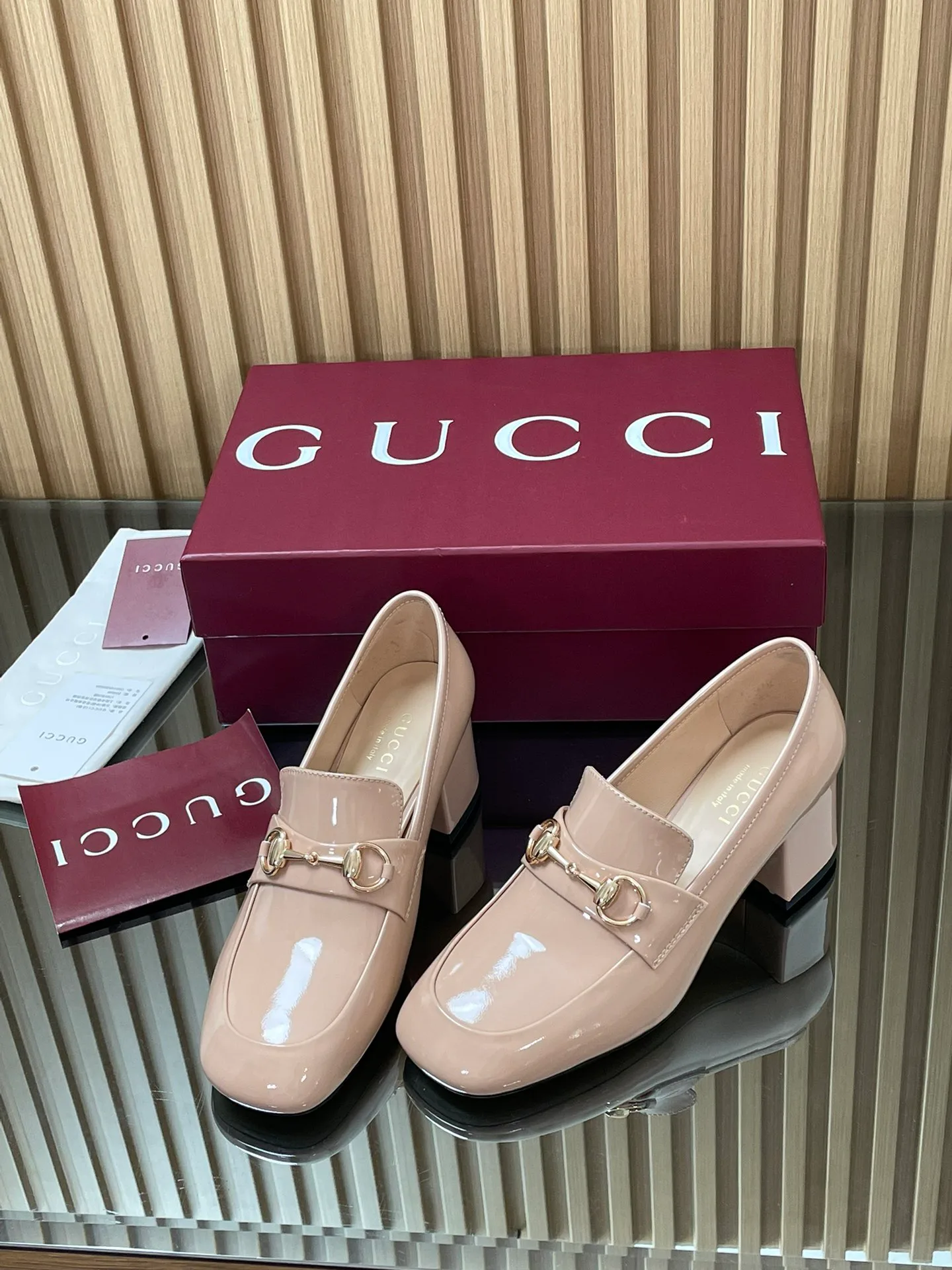 Women's Loafers And Moccasins GUCCI 18152968