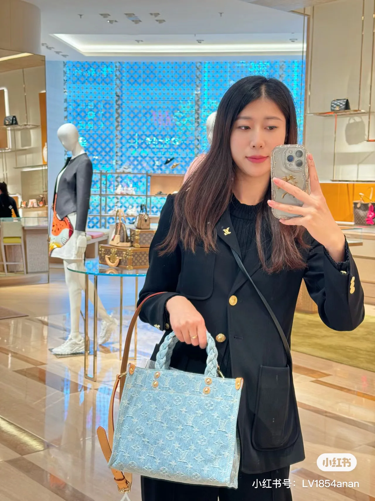 Women's Classic Handbags LOUIS VUITTON 18376501