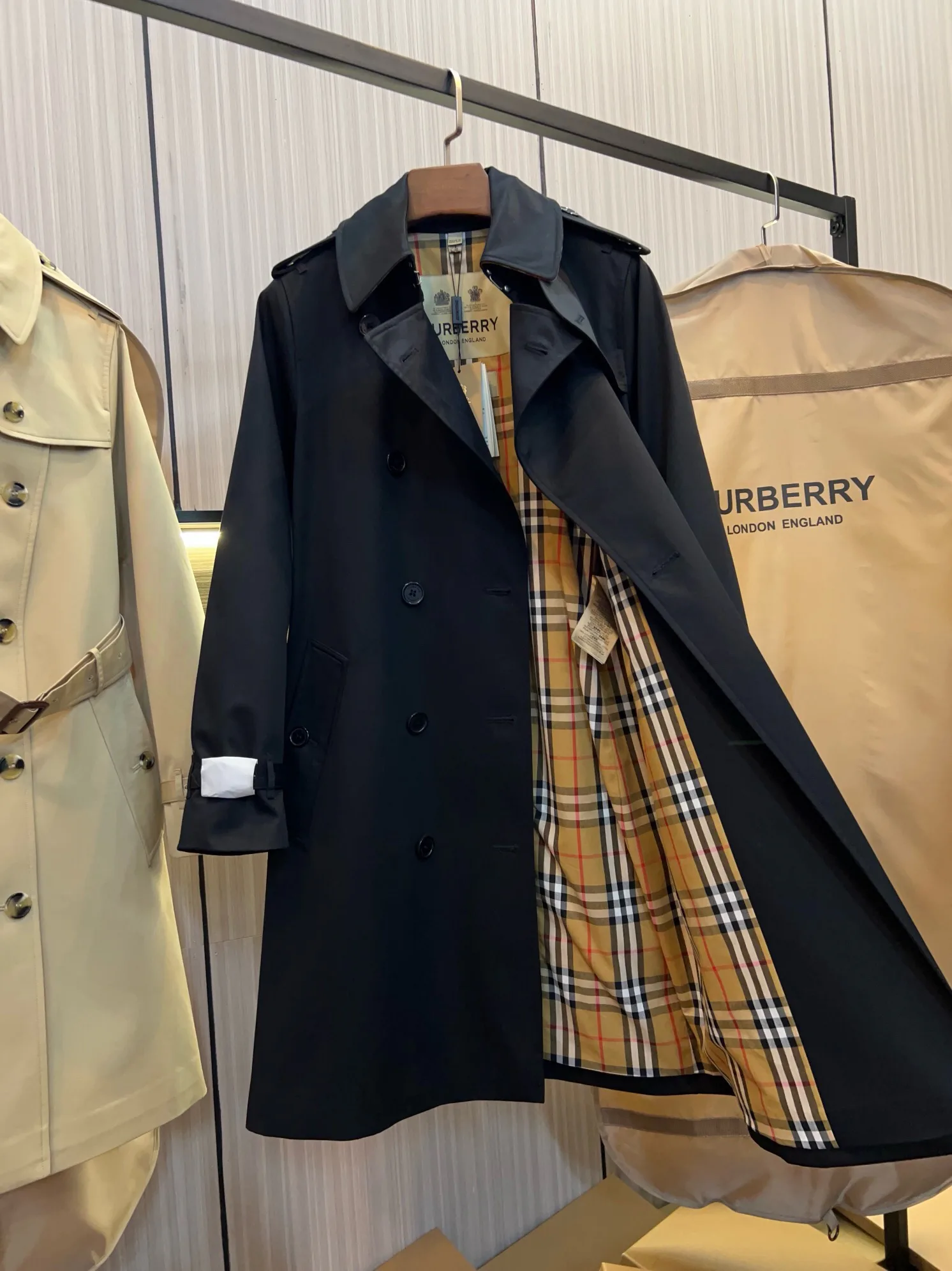 Women's Trench Coats BURBERRY 18145402