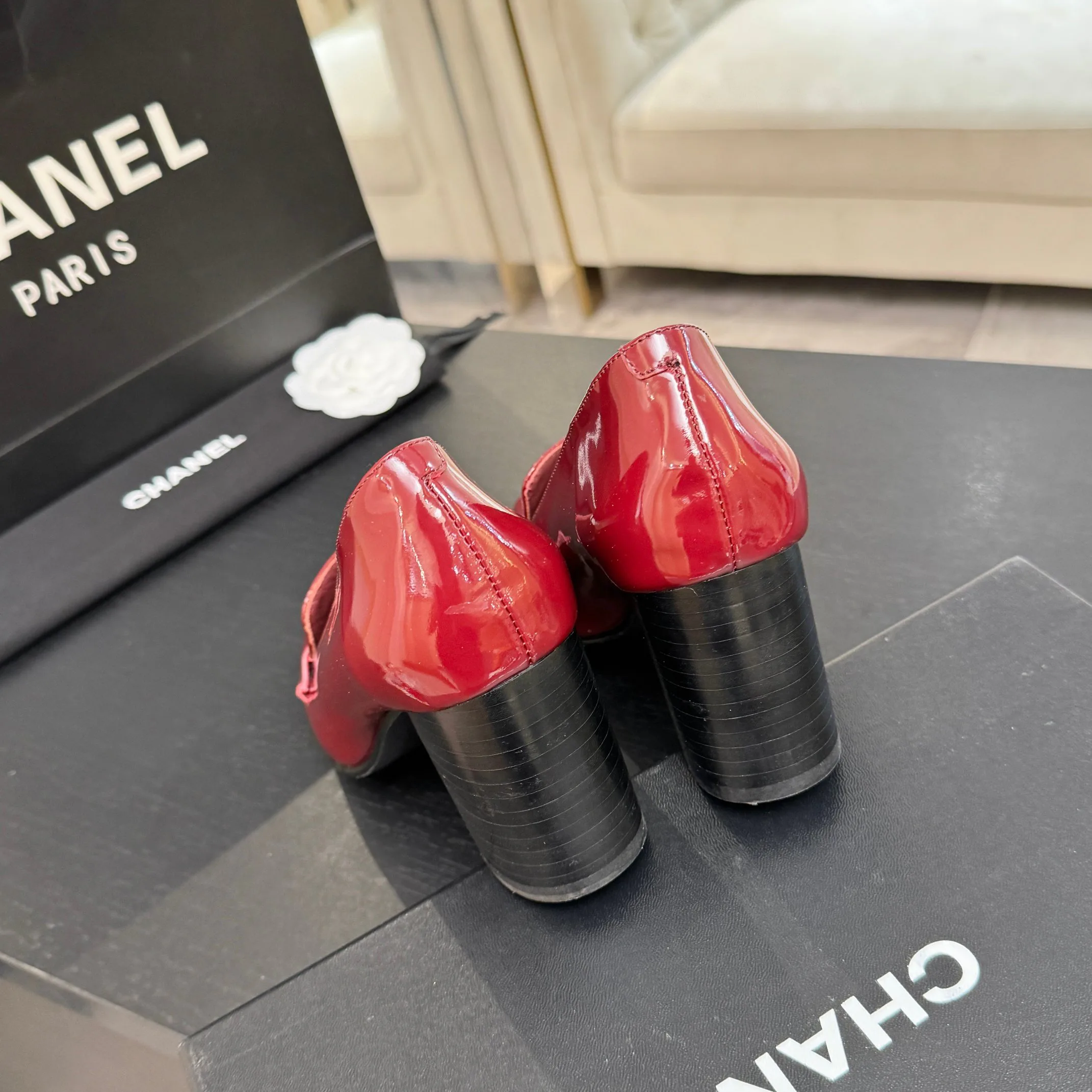 Women's Loafers And Moccasins CHANEL 18063085