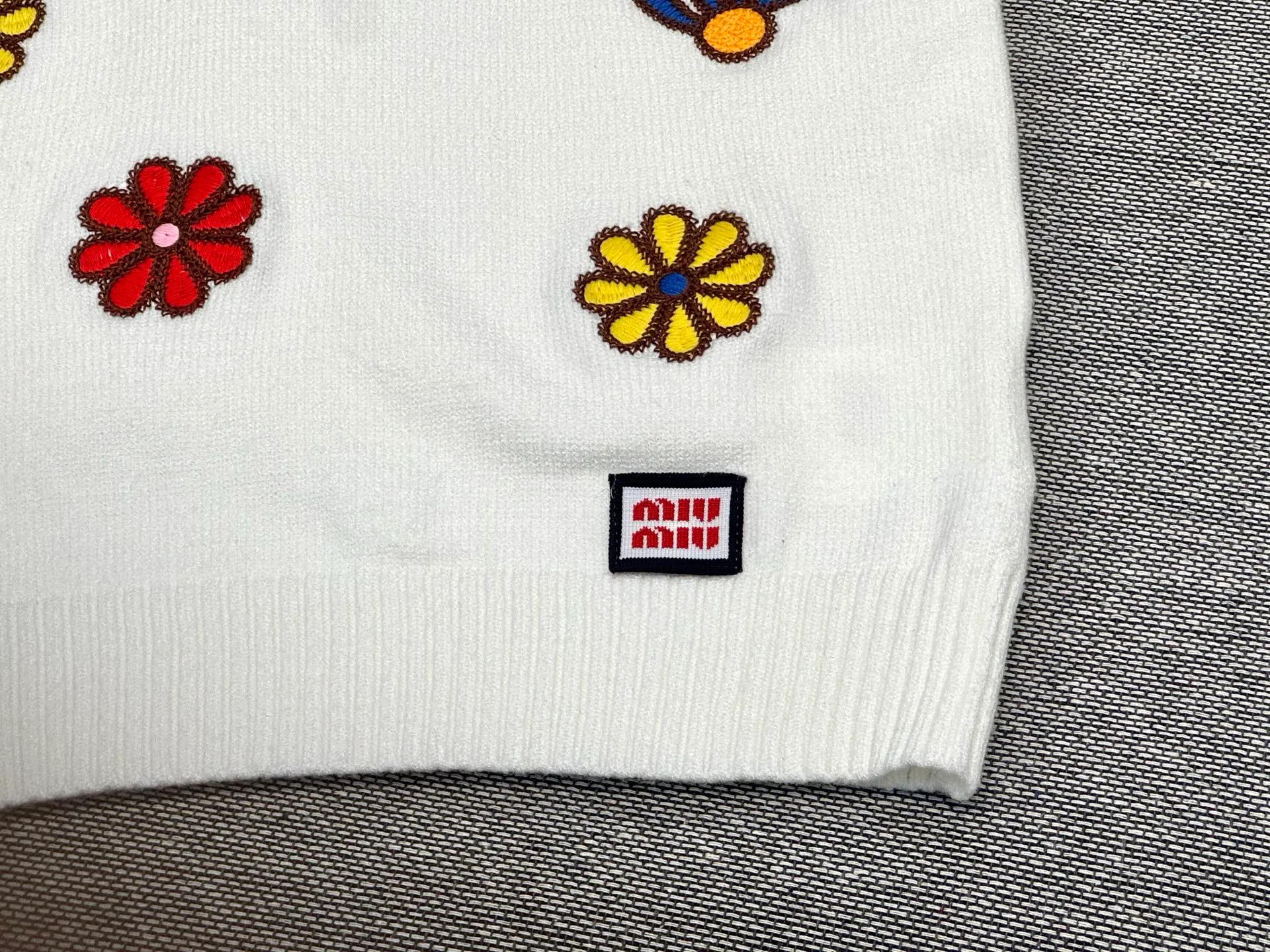 Women's Jumpers And Sweaters MIU MIU 18035492