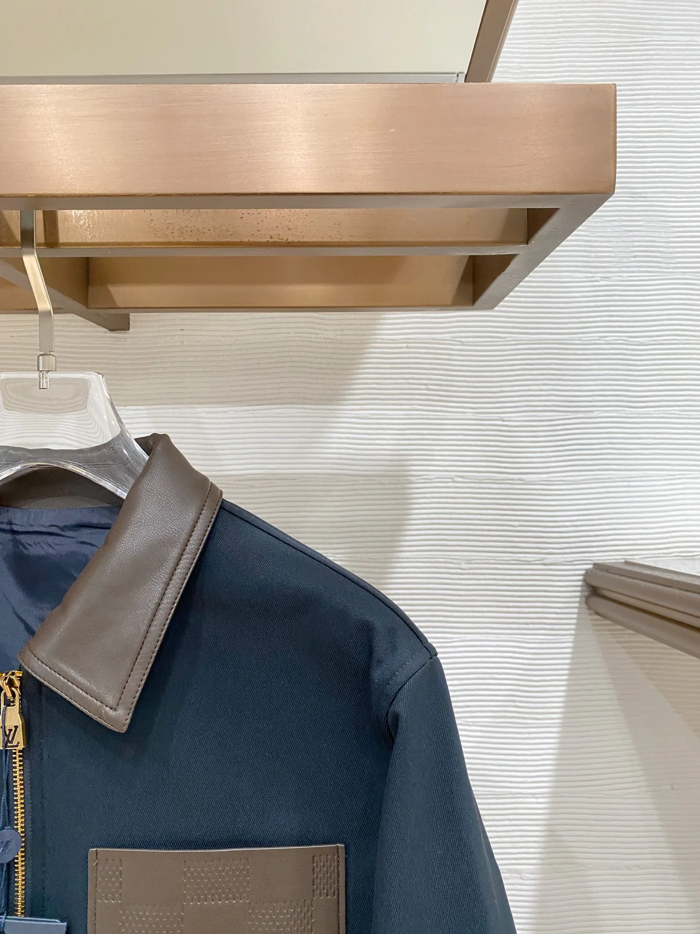 Men's Jackets And Down Jackets LOUIS VUITTON 18109557