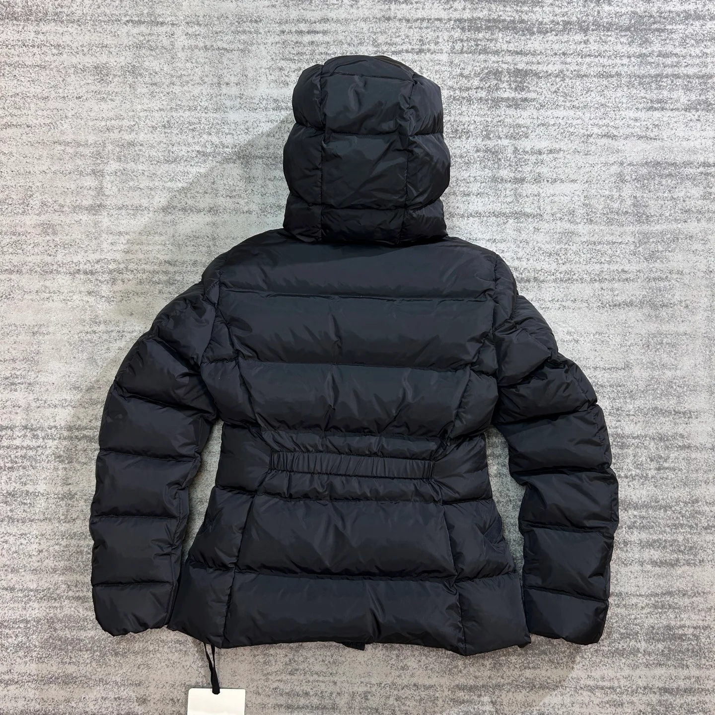 Women's Jackets And Down Jackets MONCLER 18133636