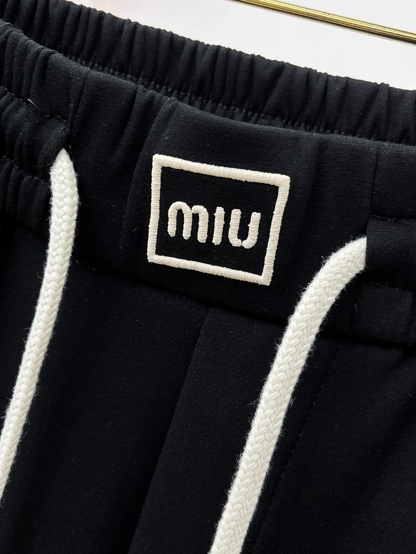Men's Trousers MIU MIU 18197374
