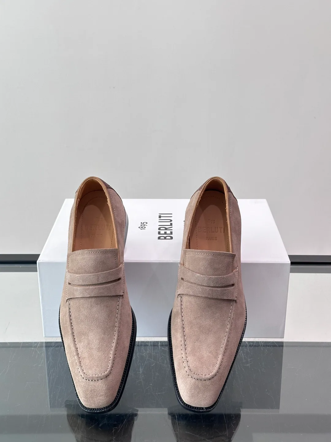 Men's Loafers And Dress Shoes BERLUTI 18079483