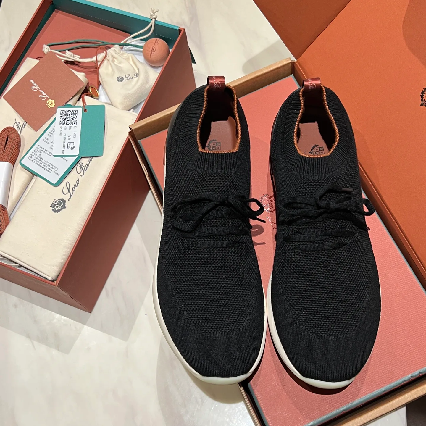 Men's Sneakers LORO PIANA 18194125