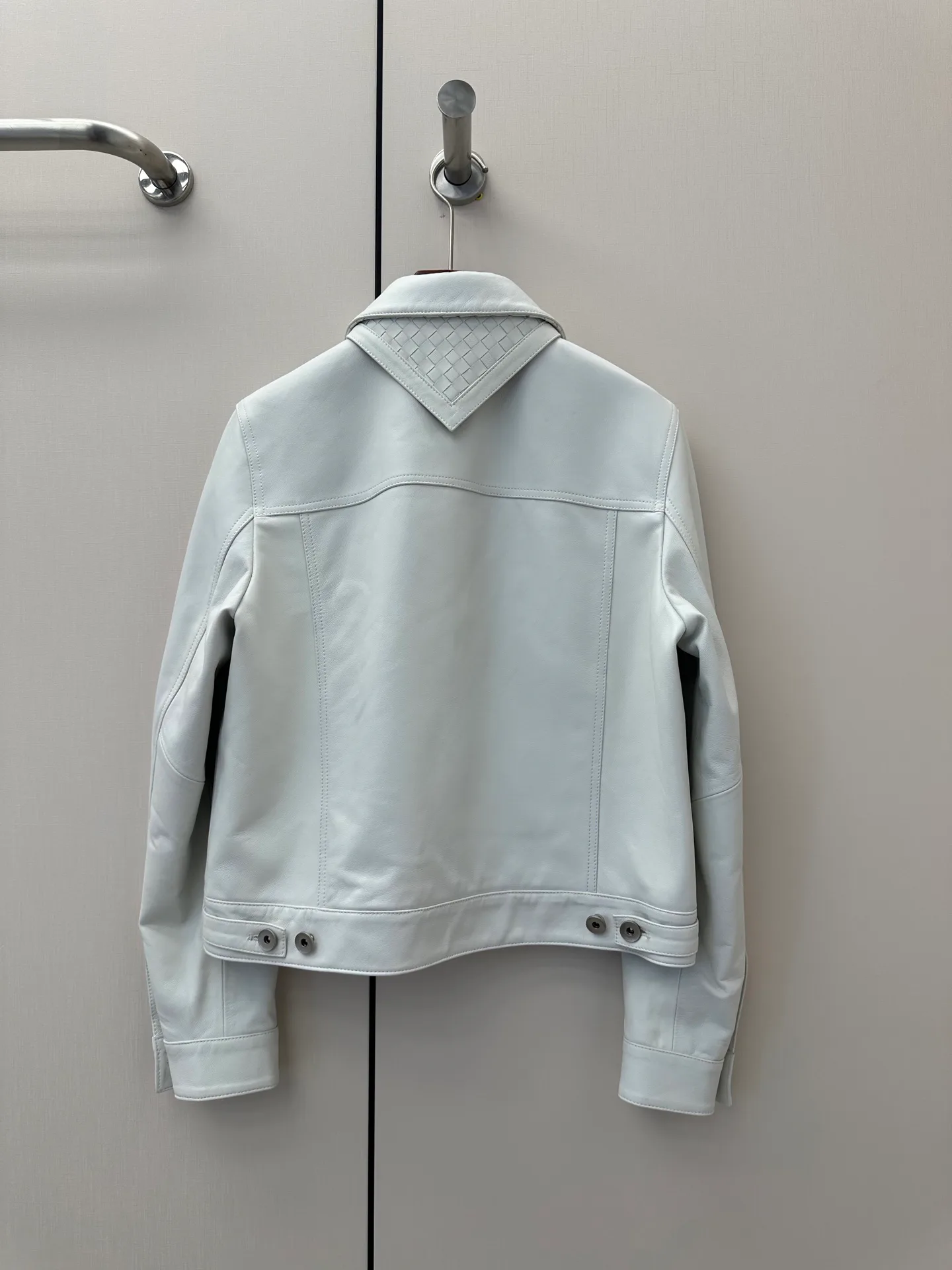 Women's Leather Jackets And Sheepskin Coats BOTTEGA VENETA 17807015