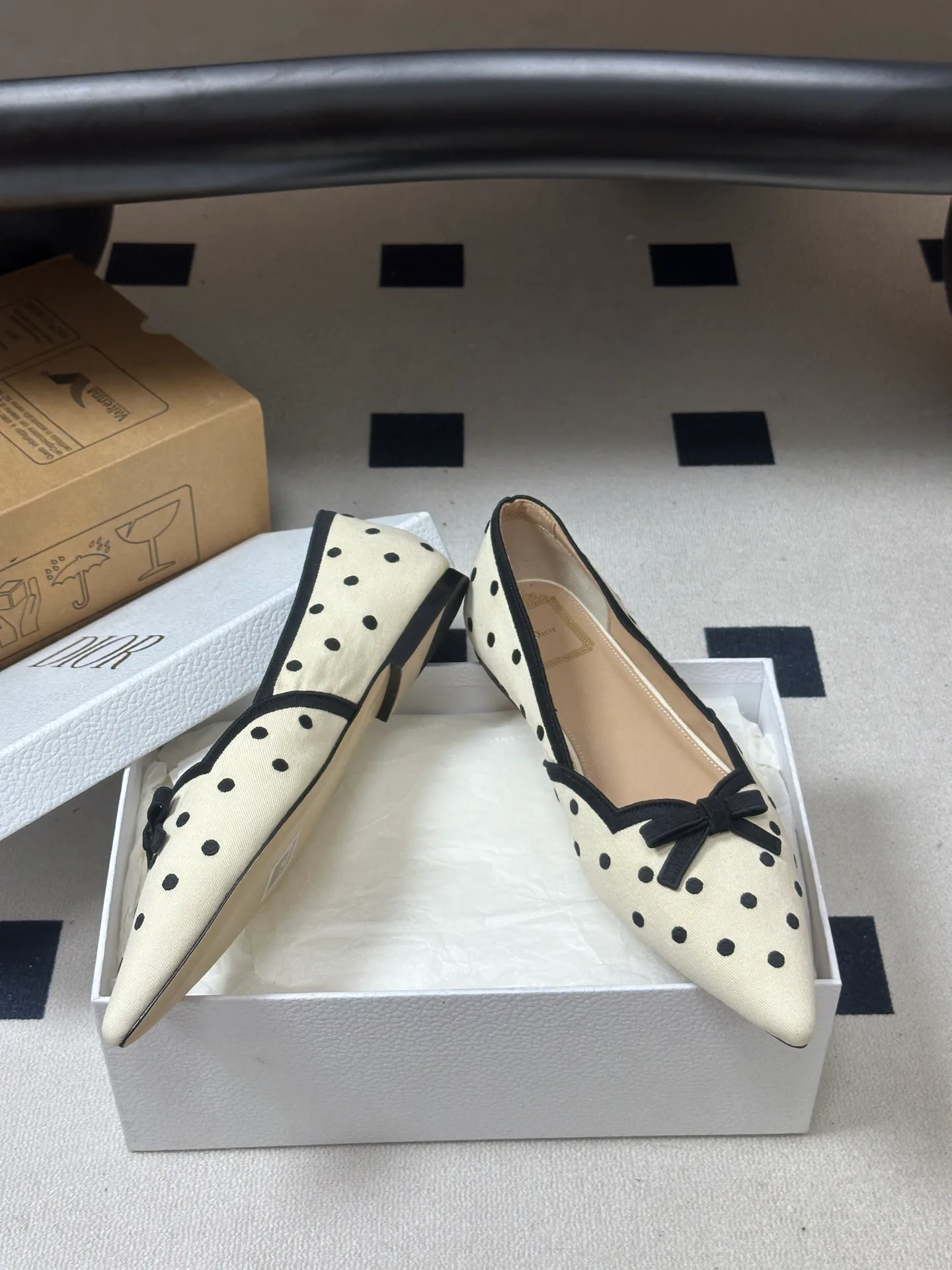 Women's Ballet Flats CHRISTIAN DIOR 18210556